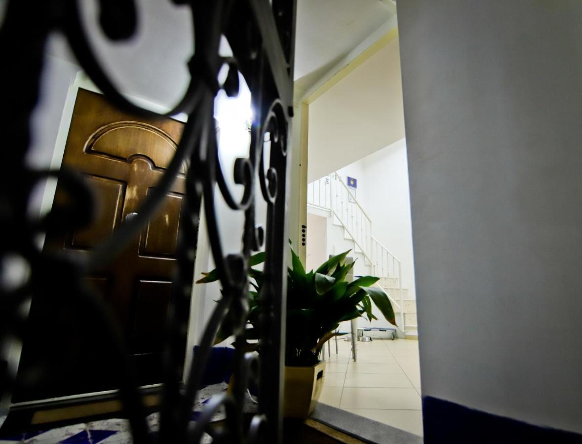 Napule - Loft Apartment เนเปิลส์ ภายนอก รูปภาพ